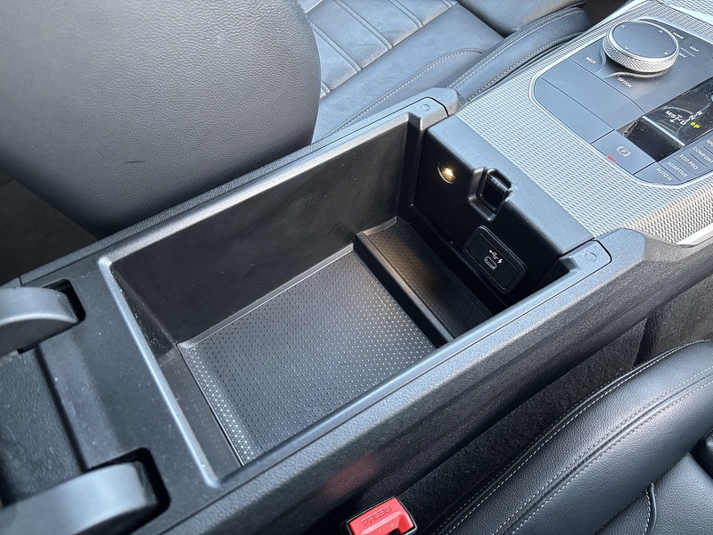 BMW 3 Series 320i M Sport - U11848