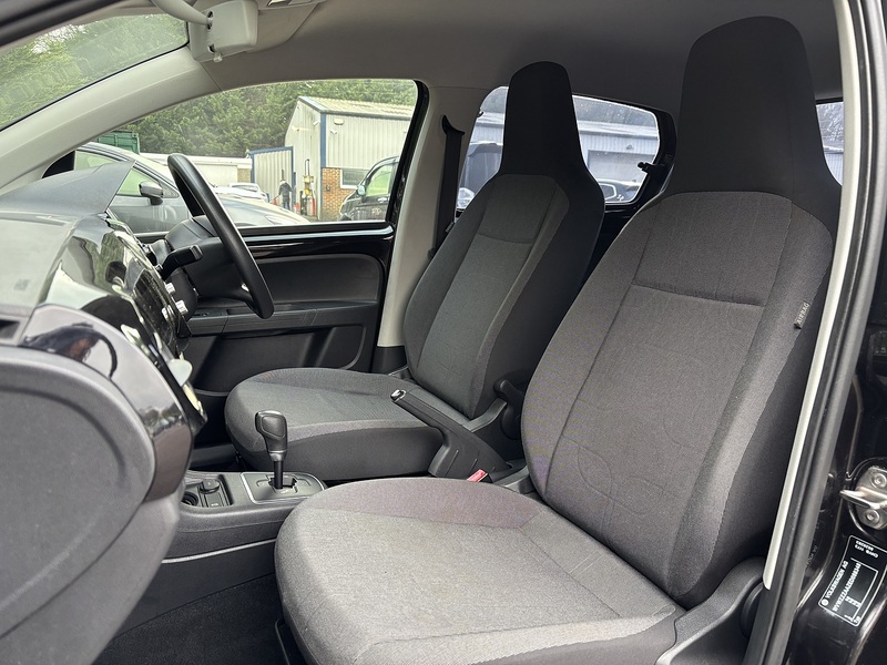 Volkswagen Up High Up - U11849