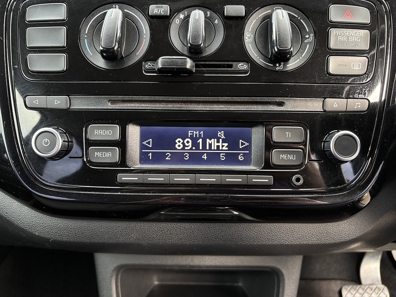 Volkswagen Up High Up - U11849