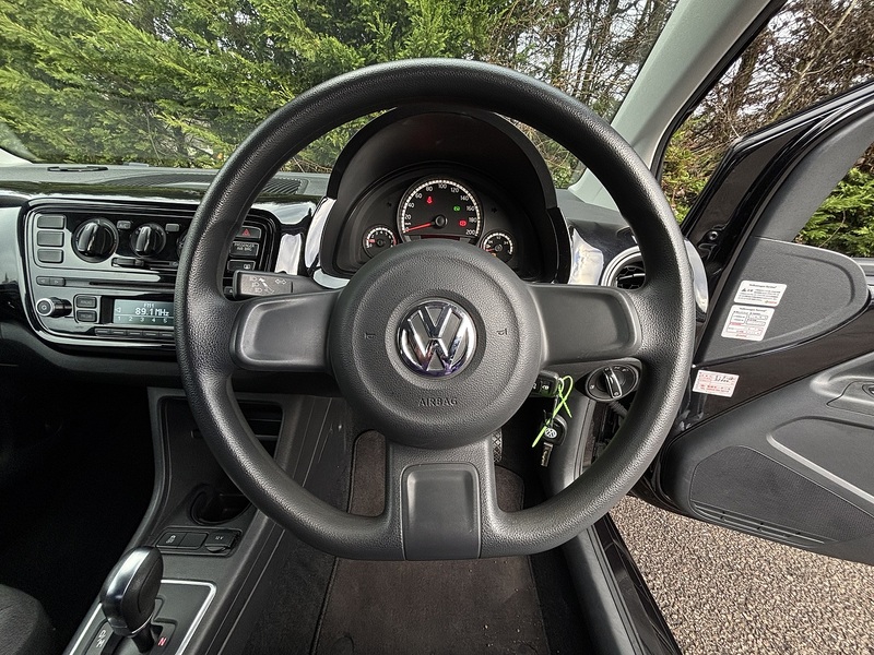 Volkswagen Up High Up - U11849