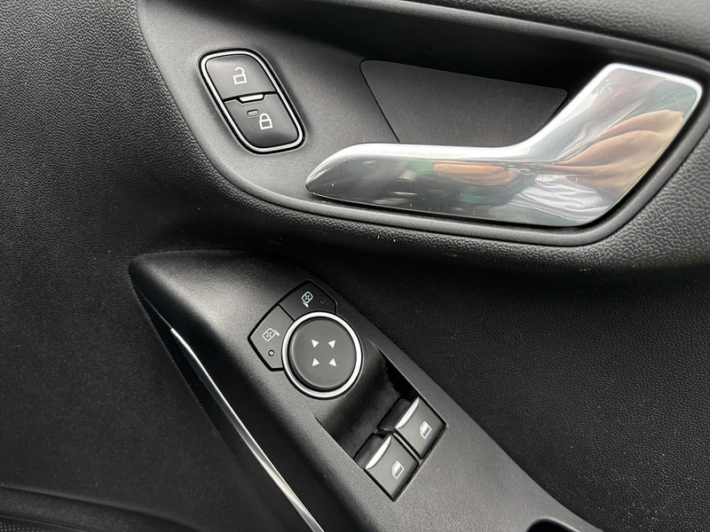 Ford Fiesta T EcoBoost ST-Line - U11853