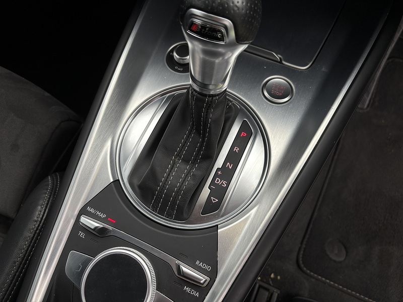 Audi TT TFSI S line - U11854