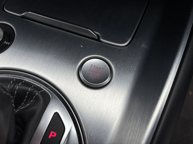 Audi TT TFSI S line - U11854