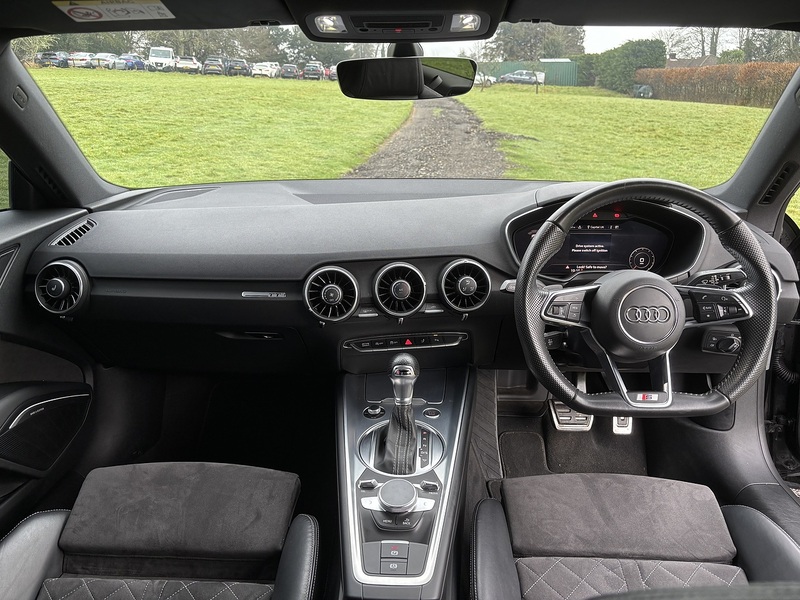 Audi TT TFSI S line - U11854