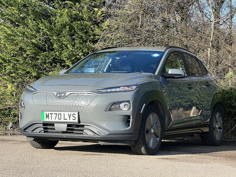 Hyundai KONA Premium SE - U11868