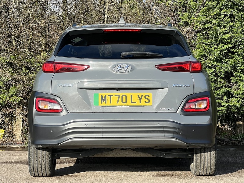 Hyundai KONA Premium SE - U11868