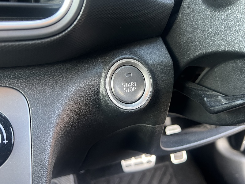 Hyundai KONA Premium SE - U11868