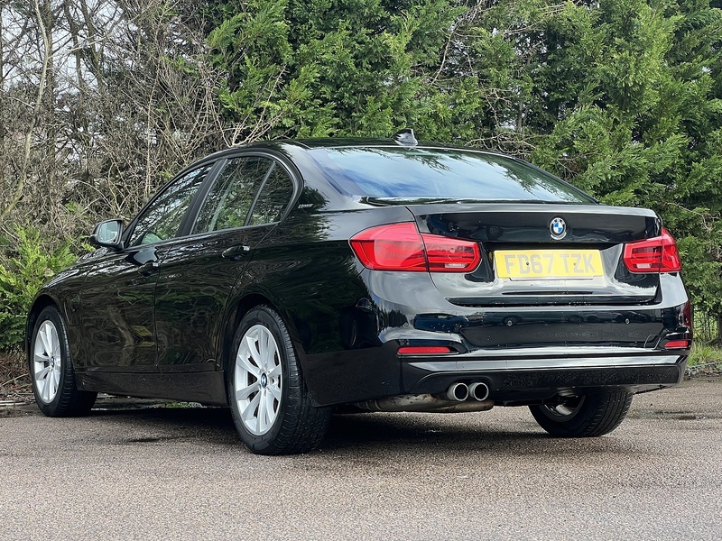 BMW 3 Series 330e SE - U11869