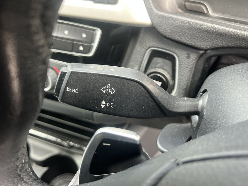 BMW 3 Series 330e SE - U11869