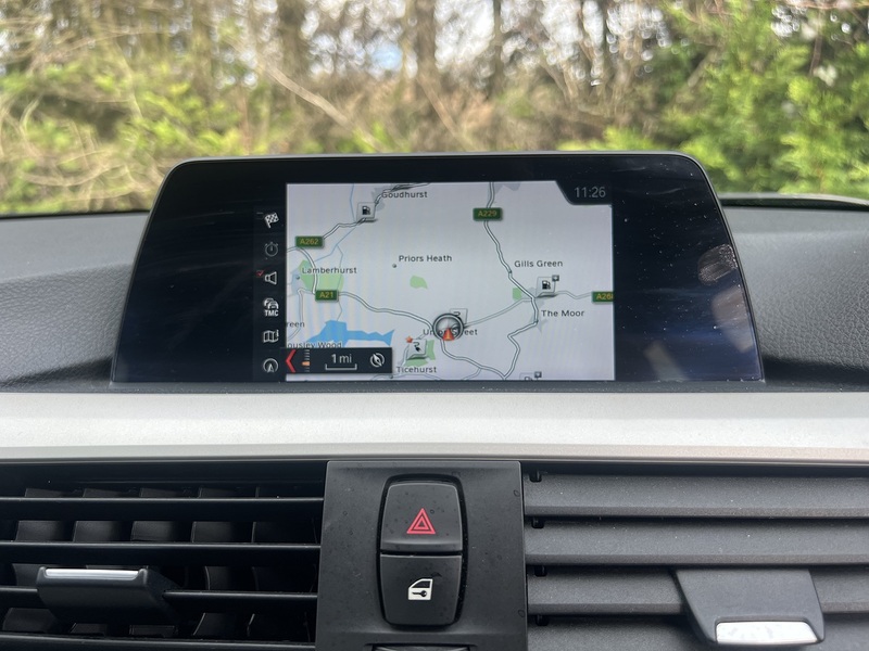 BMW 3 Series 330e SE - U11869