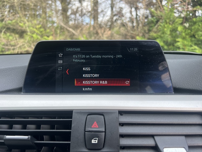 BMW 3 Series 330e SE - U11869