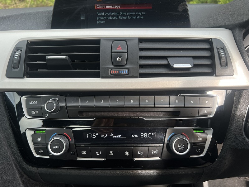 BMW 3 Series 330e SE - U11869