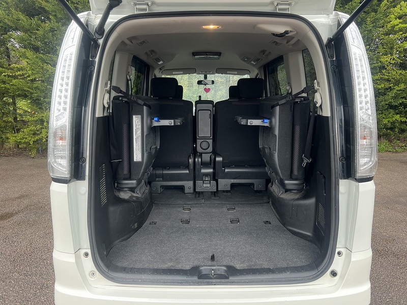 Nissan Serena 5D HIGHWAY STAR S-HYBRID - U11871