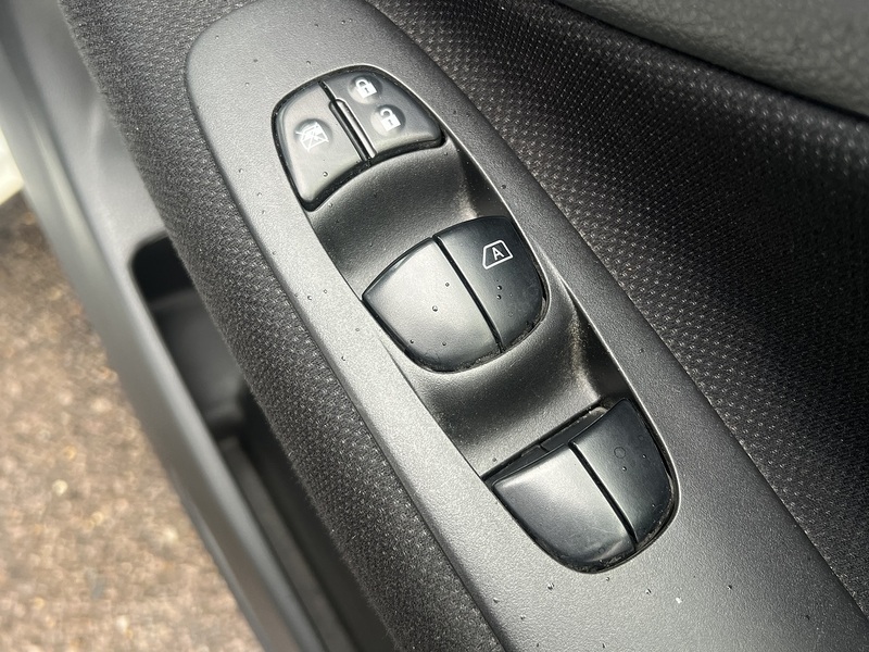Nissan Serena 5D HIGHWAY STAR S-HYBRID - U11871