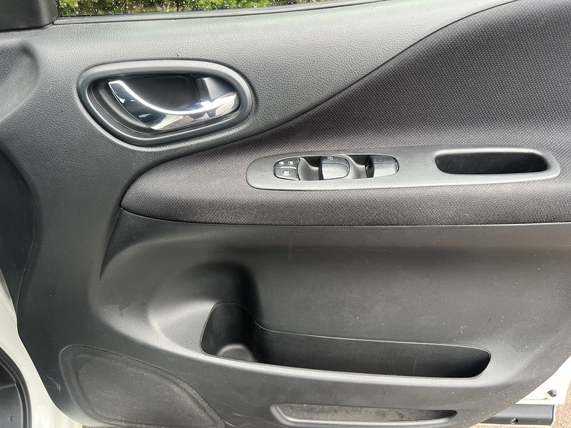 Nissan Serena 5D HIGHWAY STAR S-HYBRID - U11871