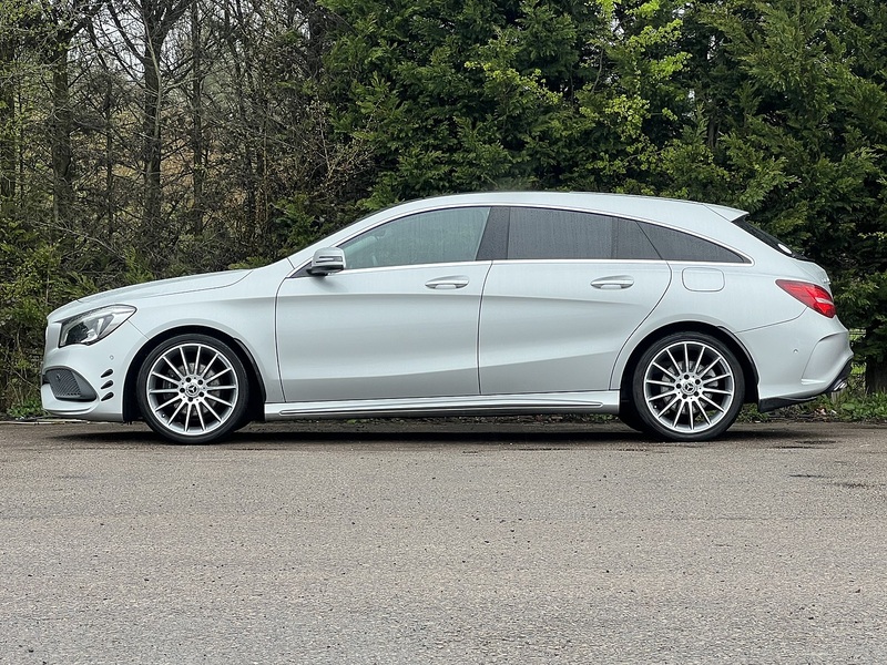 Mercedes-Benz Cla Cla 180 Amg Line Premium Plus - U11872