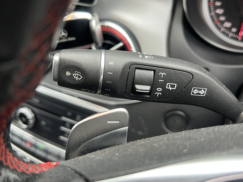 Mercedes-Benz Cla Cla 180 Amg Line Premium Plus - U11872