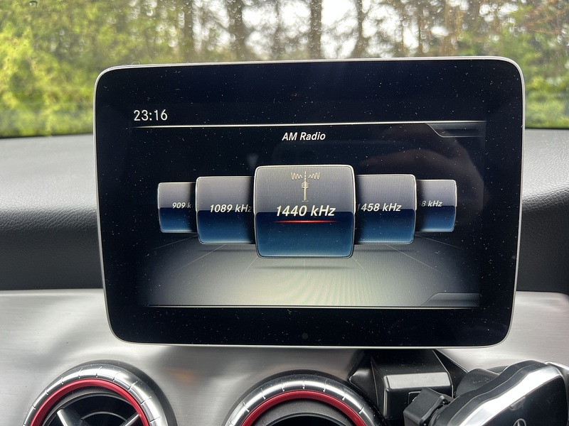 Mercedes-Benz Cla Cla 180 Amg Line Premium Plus - U11872