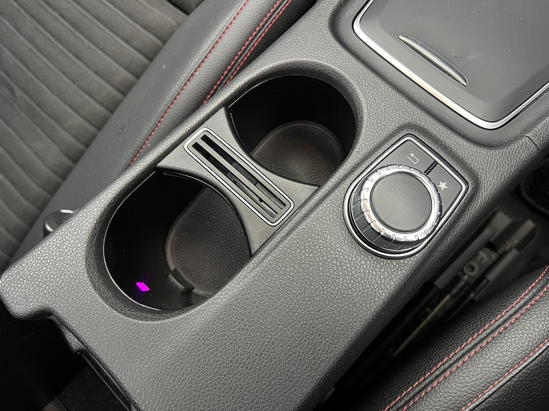 Mercedes-Benz Cla Cla 180 Amg Line Premium Plus - U11872