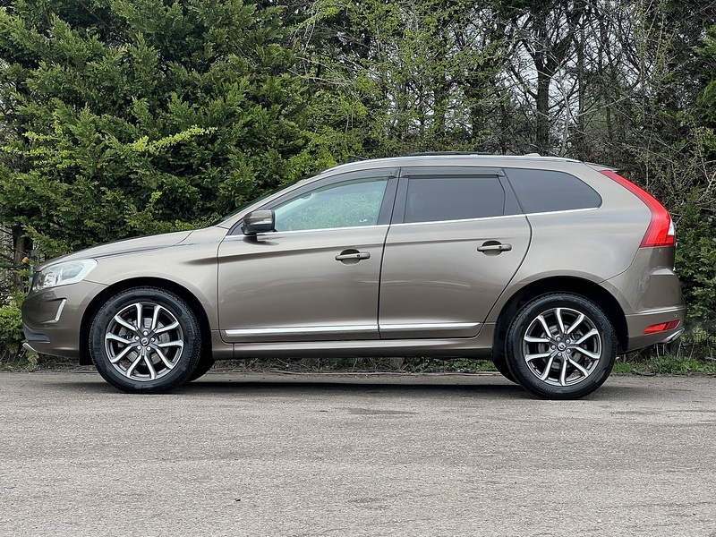 Volvo Xc60 T5 AWD Classic - U11873
