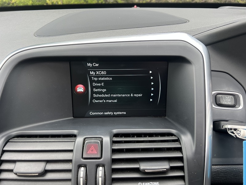 Volvo Xc60 T5 AWD Classic - U11873