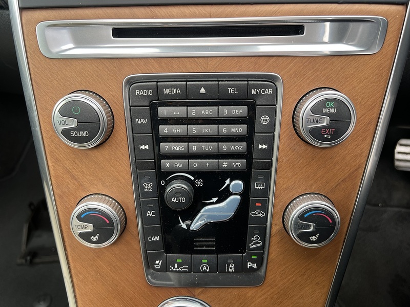 Volvo Xc60 T5 AWD Classic - U11873