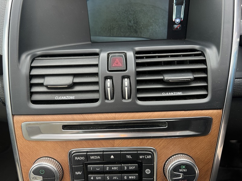 Volvo Xc60 T5 AWD Classic - U11873