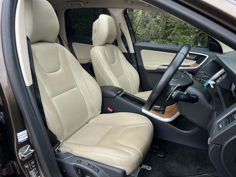 Volvo Xc60 T5 AWD Classic - U11873