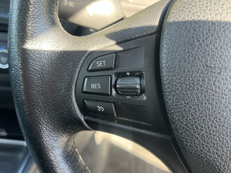 BMW 3 Series 320d SE - U11874