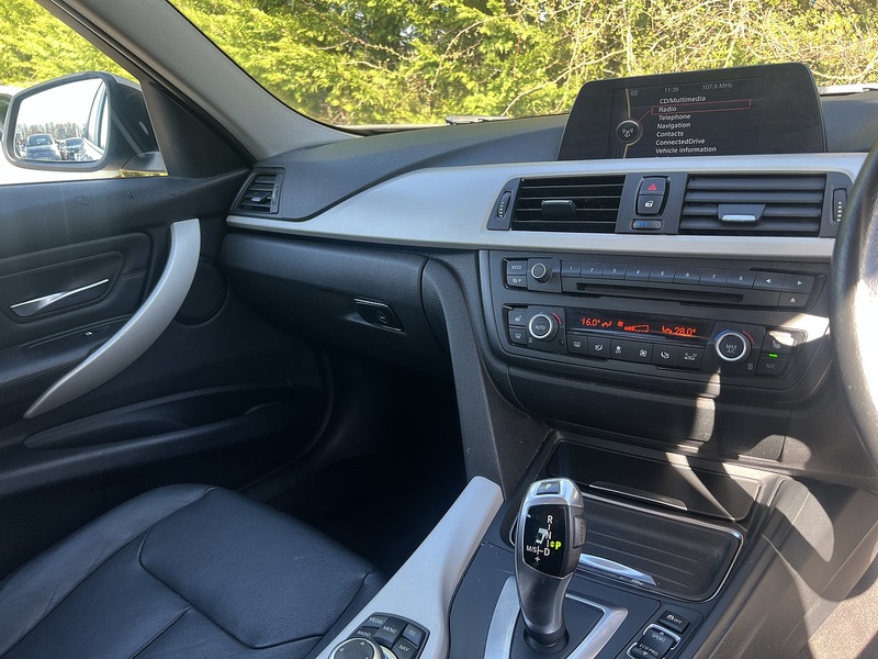 BMW 3 Series 320d SE - U11874