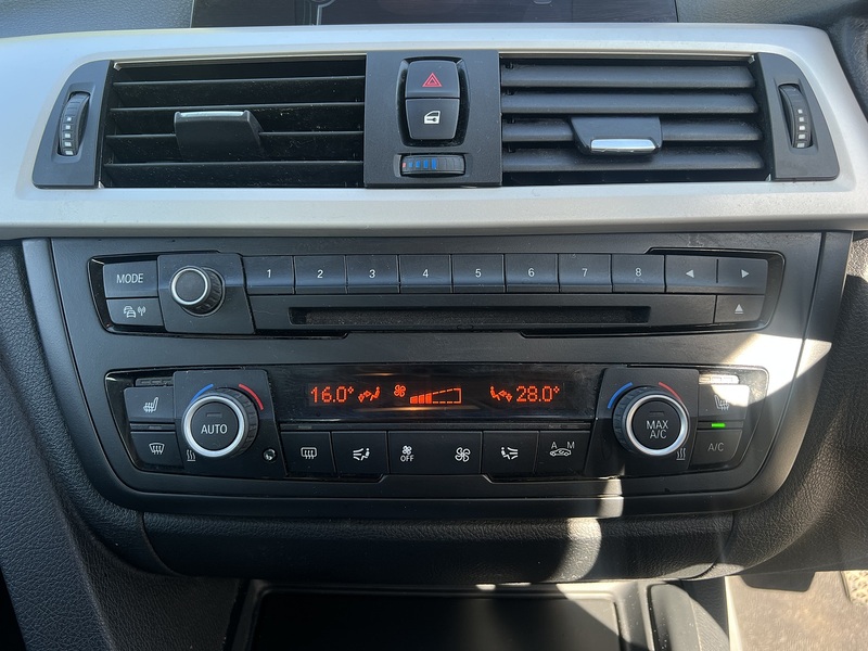 BMW 3 Series 320d SE - U11874