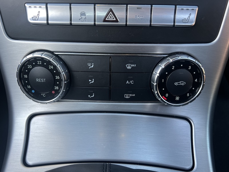 Mercedes-Benz SLK SLK250 CDI BlueEfficiency AMG Sport - U11876