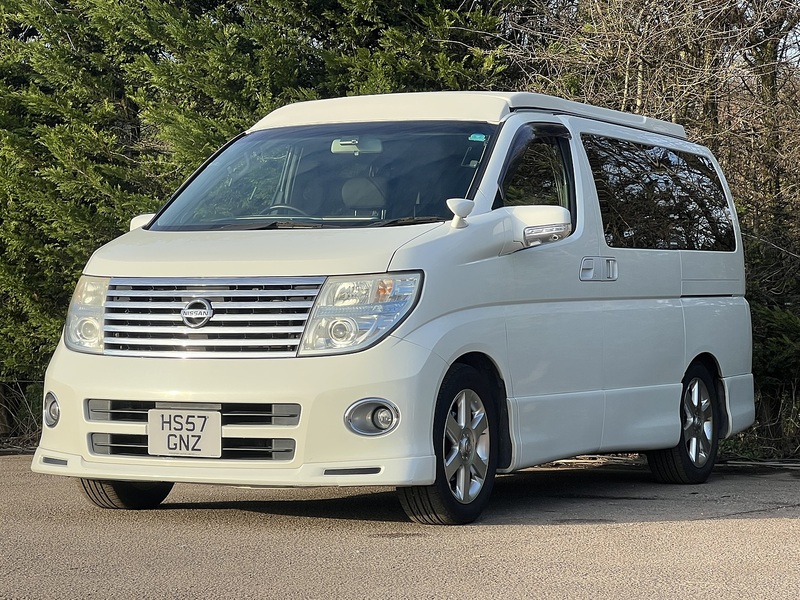 Nissan Elgrand 250 Highway Star Urban Selection - U11878