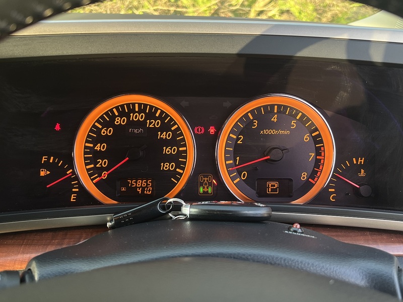 Nissan Elgrand 250 Highway Star Urban Selection - U11878