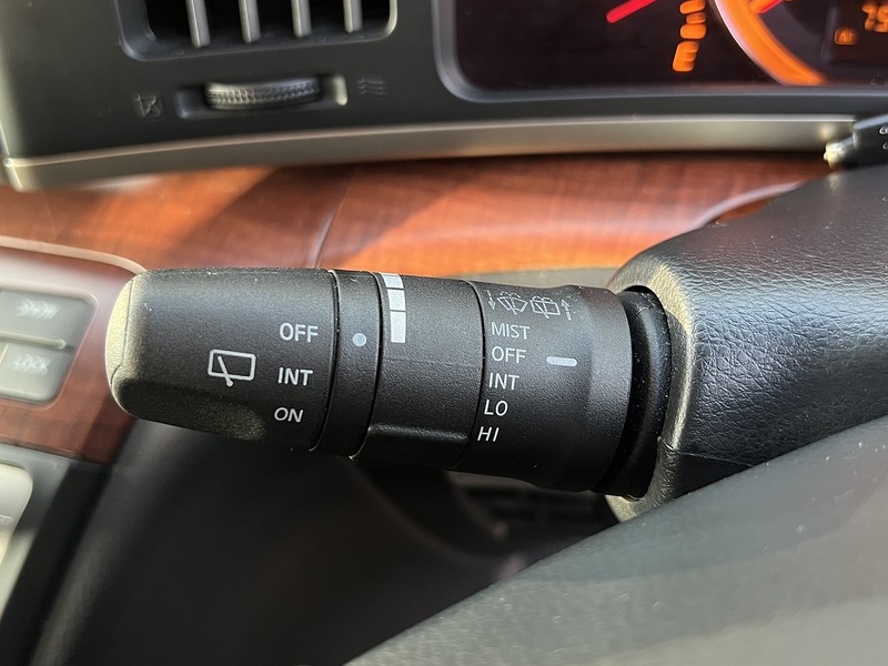 Nissan Elgrand 250 Highway Star Urban Selection - U11878