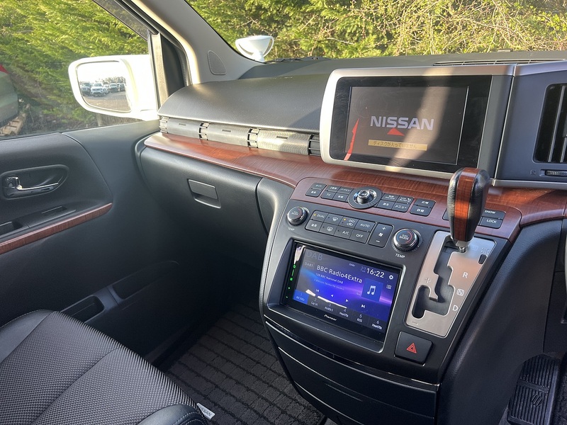 Nissan Elgrand 250 Highway Star Urban Selection - U11878