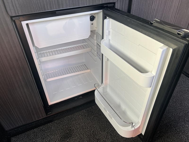 Nissan Elgrand 250 Highway Star Urban Selection - U11878