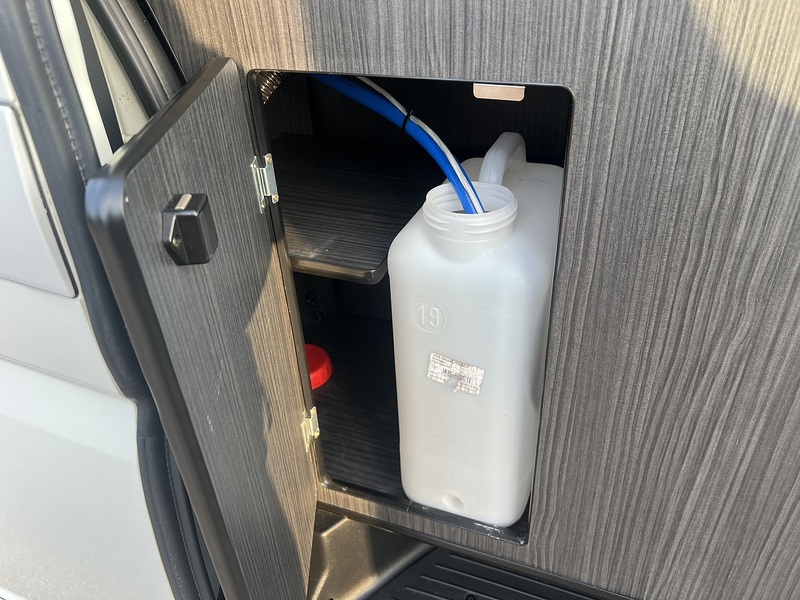 Nissan Elgrand 250 Highway Star Urban Selection - U11878