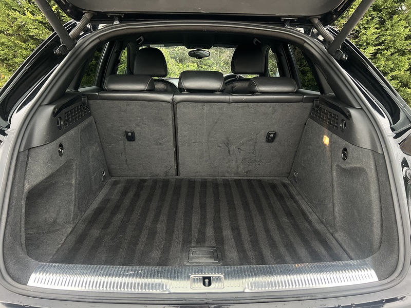 Audi Q3 TDI S line - U11885