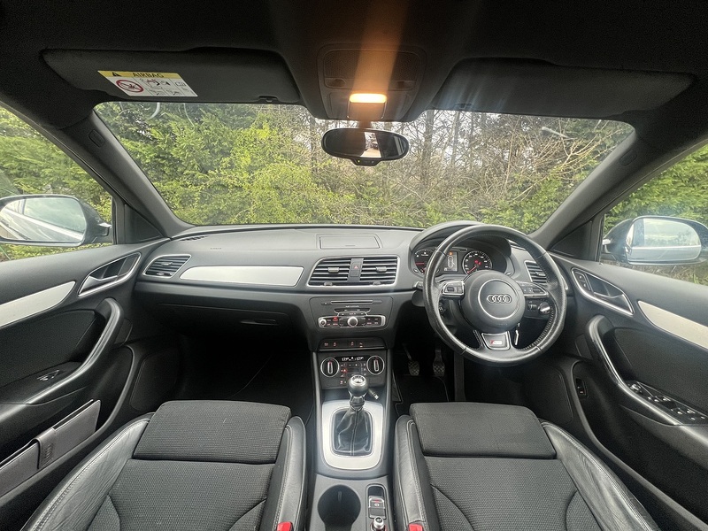 Audi Q3 TDI S line - U11885