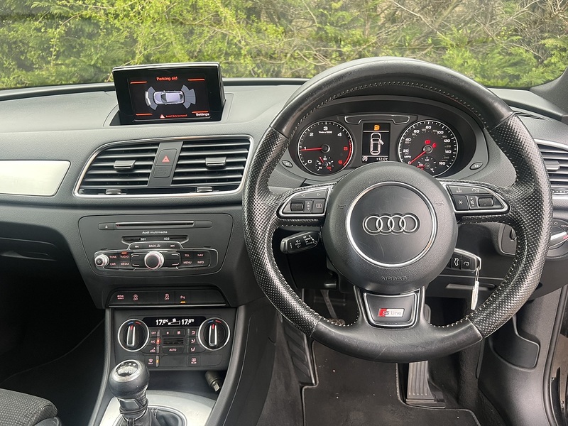 Audi Q3 TDI S line - U11885