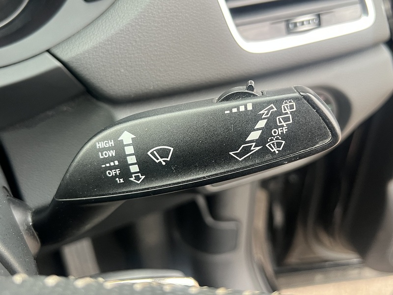 Audi Q3 TDI S line - U11885