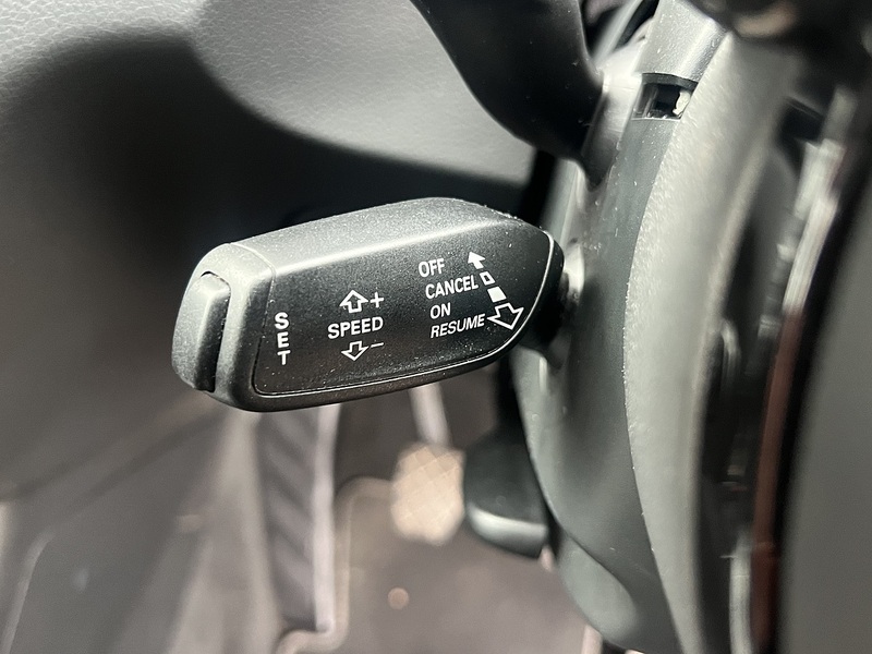 Audi Q3 TDI S line - U11885