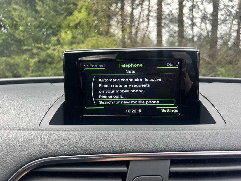 Audi Q3 TDI S line - U11885