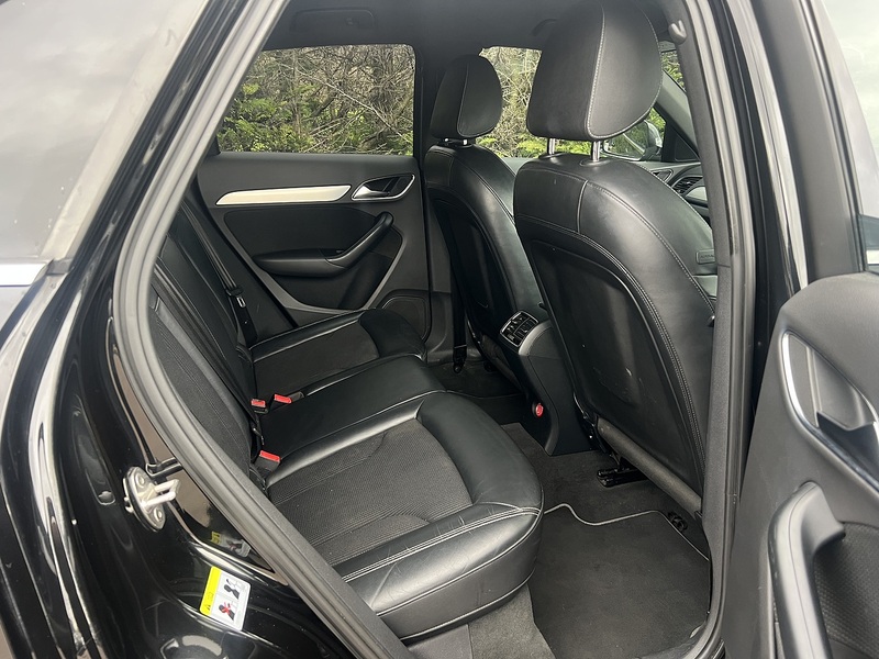 Audi Q3 TDI S line - U11885