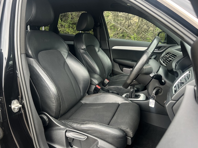 Audi Q3 TDI S line - U11885