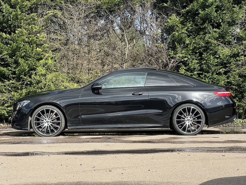 Mercedes-Benz E Class E220d AMG Line - U11889