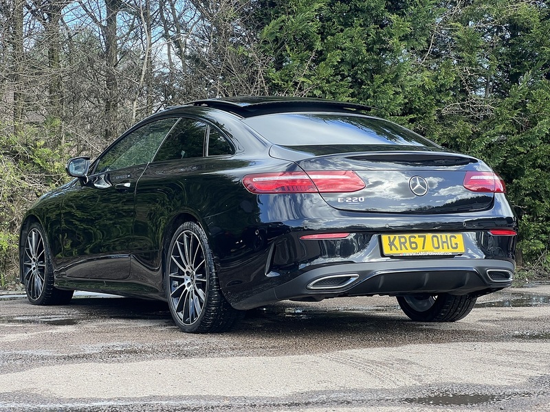 Mercedes-Benz E Class E220d AMG Line - U11889