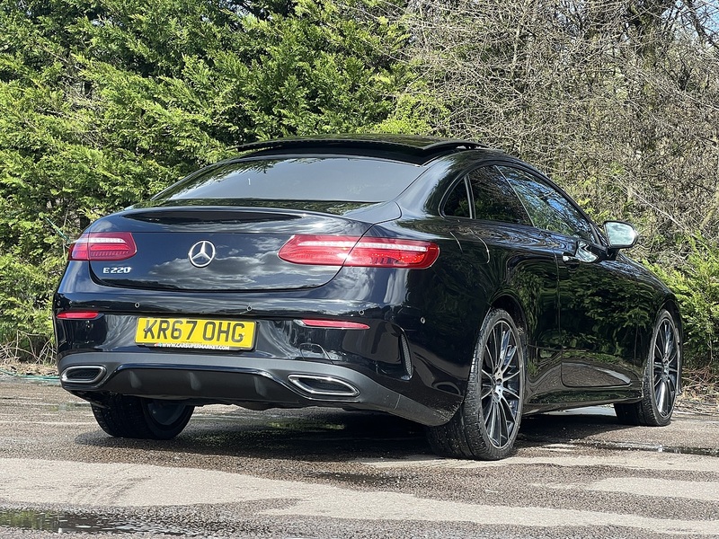 Mercedes-Benz E Class E220d AMG Line - U11889