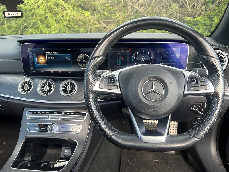 Mercedes-Benz E Class E220d AMG Line - U11889